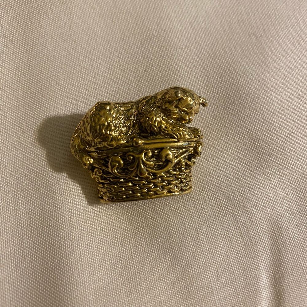 Gold Cat in Bed Brooch